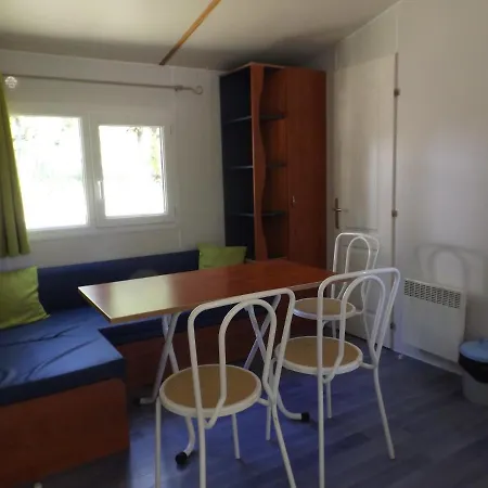 Campsite Camping Le Chene